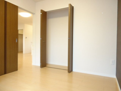 【内装】 | Abundant Hills（アバンダントヒルズ） | 洋室