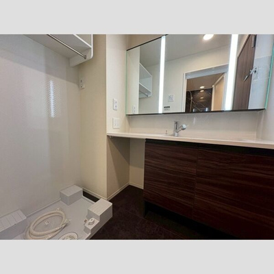 【洗面所】 | One's