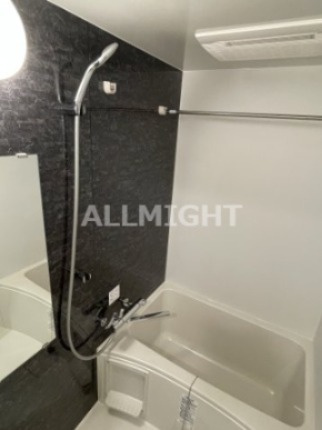 ＫＤＸレジデンス西調布（旧ＴＨＥ　ＰＡＬＭＳ西調布）の浴室|※他部屋参考写真