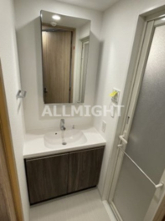 ＫＤＸレジデンス西調布（旧ＴＨＥ　ＰＡＬＭＳ西調布）の洗面所|※他部屋参考写真