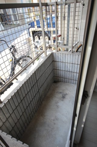 【バルコニー】