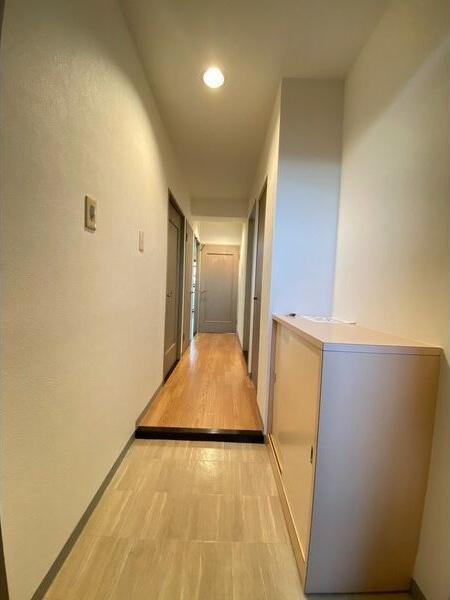 久光マンションの玄関