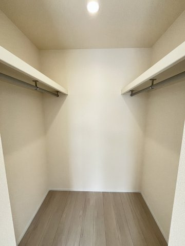 【収納】 | 福岡市南区長住5丁目第2　2号棟（全3棟）【仲介手数料無料・0円】 | 施工例。施工例は完成時と異なる場合があります。