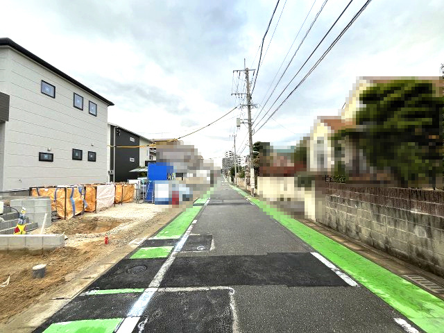 【その他】 | 福岡市南区長住5丁目第2　2号棟（全3棟）【仲介手数料無料・0円】 | 現地写真。前面道路です。