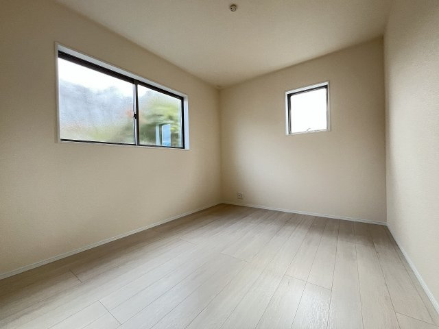 【子供部屋】 | 福岡市南区長住5丁目第2　3号棟（全3棟）【仲介手数料無料・0円】 | 施工例。施工例は完成時と異なる場合があります。