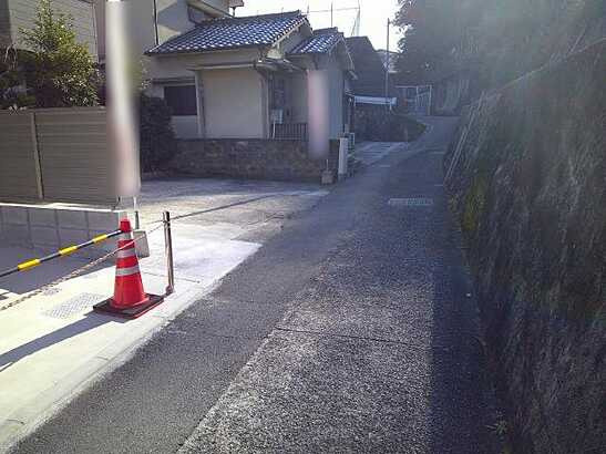 【前面道路含む現地写真】