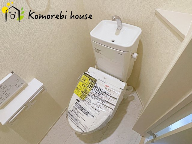 さいたま市大宮区堀の内町２丁目　２期　新築一戸建て　ブルーミングガーデン　02のトイレ|トイレもきれいです