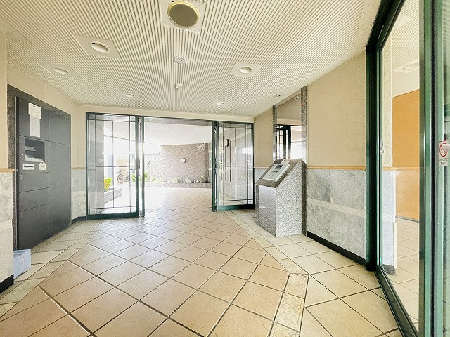 【エントランス】 | アンピール海の中道アクアヴィラ