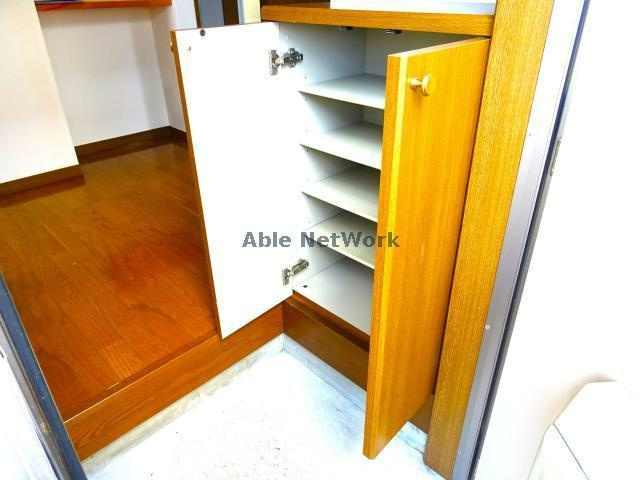 Ｍ’ｓフラットの玄関|シューズボックス付き