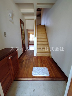 【玄関】 | セザンヌ牟呂 | イメージ写真です。