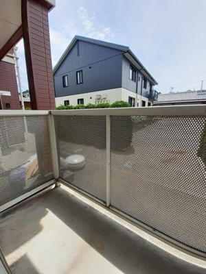 【バルコニー】 | ブラウンシャトレー | 広々としたバルコニーです