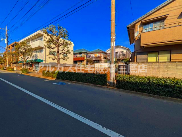 武蔵野市境南町２丁目 中央線 武蔵境駅 売地の前面道路含む現地写真