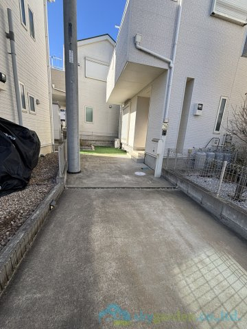 平塚市南金目　中古戸建の駐車場