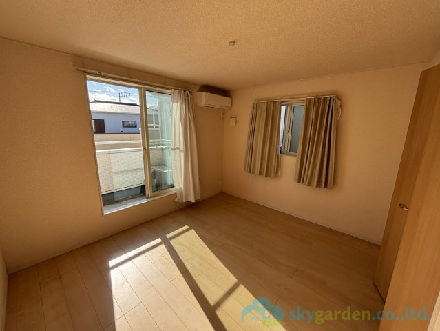 平塚市南金目　中古戸建の洋室