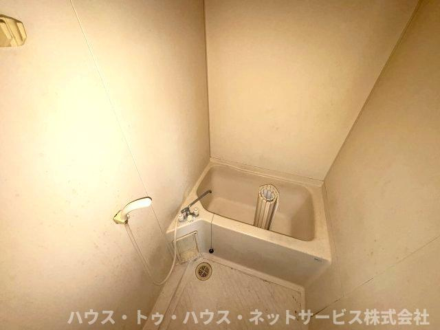 平和マンションの浴室