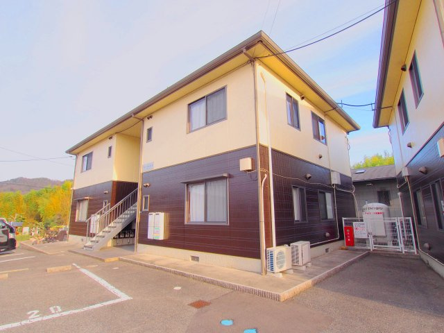 クレール山ノ代　B棟の外観