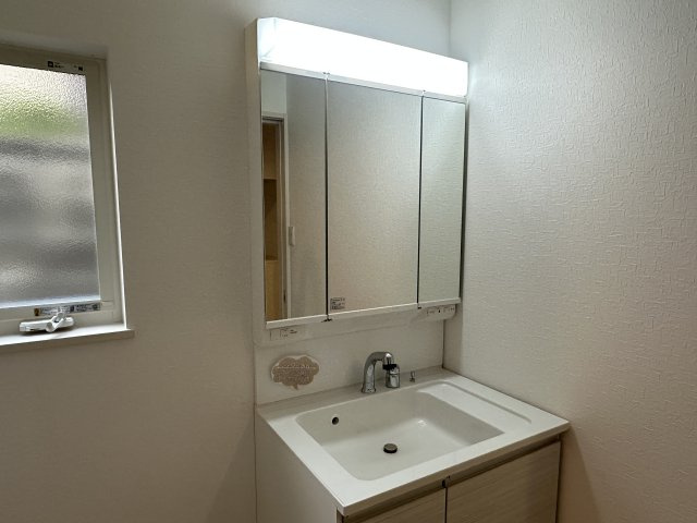 神戸市垂水区神陵台７丁目新築戸建１号地の独立洗面台