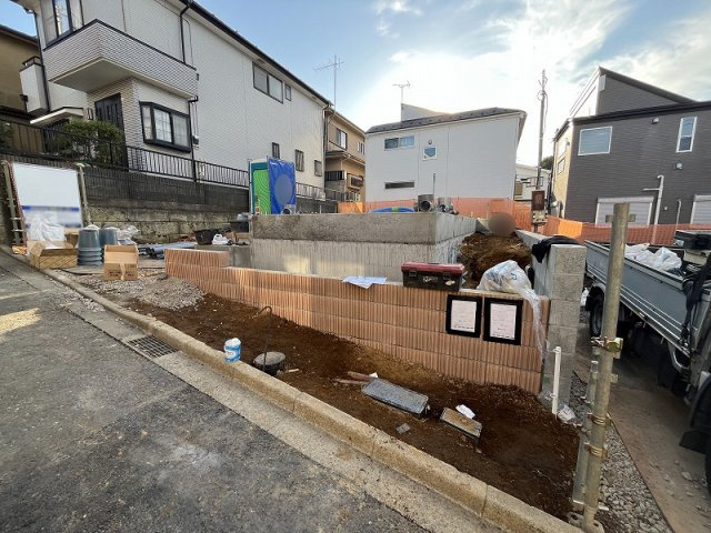 【外観】 | 東久留米市浅間町3丁目　新築一戸建住宅　全2棟　(保谷店) | 2025年12月撮影/一種低層ならではの閑静な住宅地です。
