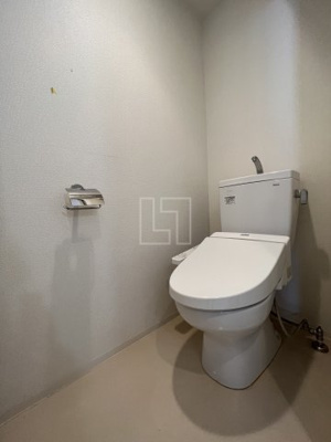 【トイレ】 | ミュプレ北浜EAST | ミュプレ北浜EAST 　温水洗浄便座