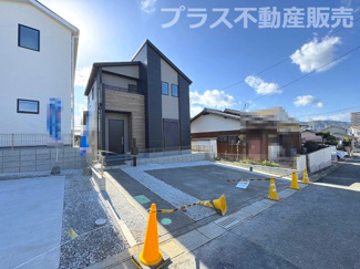 【外観】 | 現地写真。プラス不動産販売なら、現場の全ての棟をまとめてご見学頂けます。