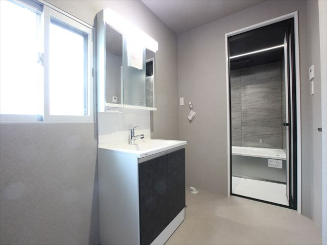 【独立洗面台】の画像