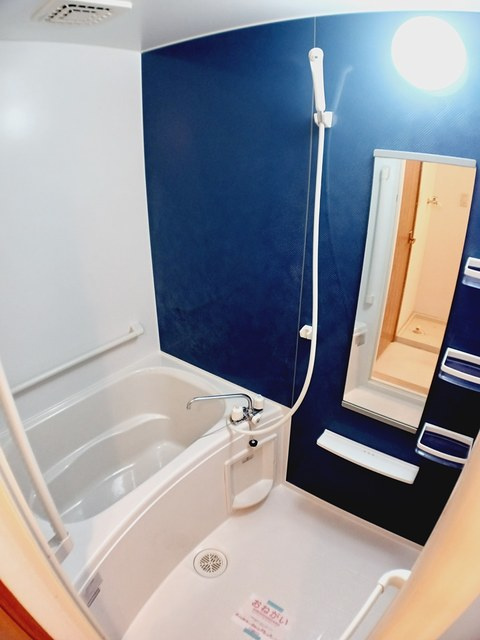 ヴィラシャルマンⅠの浴室|バス