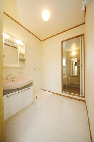 ファミール青空の洗面所