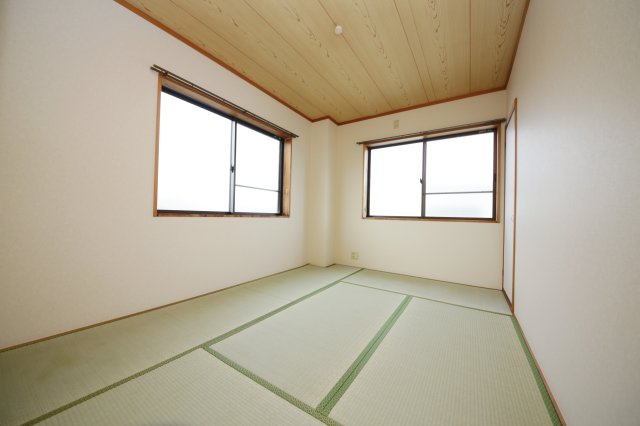 ファミール青空の和室