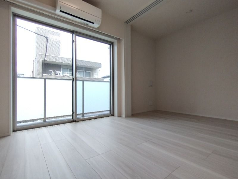 クレイシア西馬込の洋室