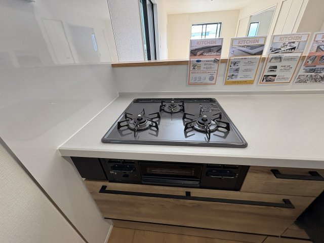 【キッチン】 | 福岡市南区長住7丁目1期Y　1号棟（全2棟）【仲介手数料無料・0円】 | 現地写真。