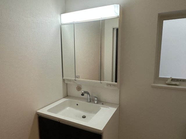 神戸市垂水区神陵台７丁目新築戸建２号地の独立洗面台