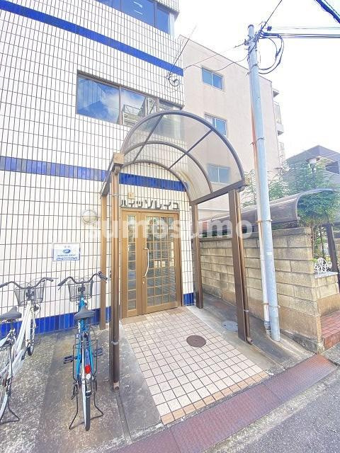 ハイツソレイユのエントランス