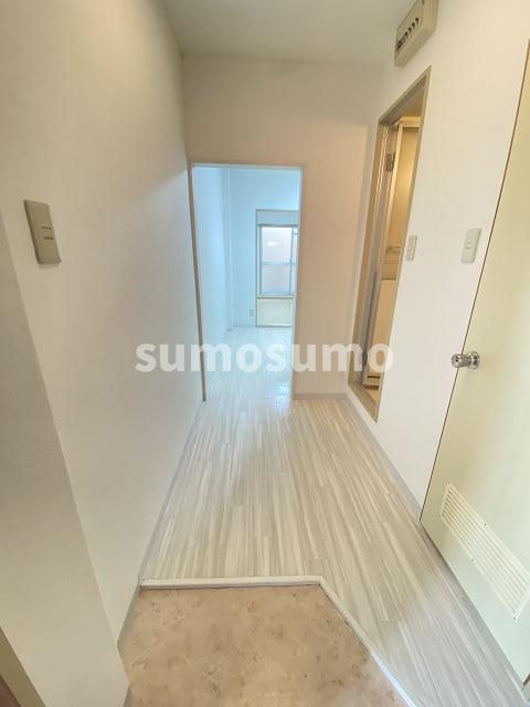 ハイツソレイユの玄関