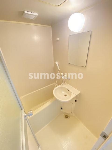 ハイツソレイユの浴室