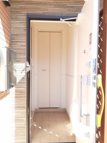 アルーシャ・Ｉの玄関|シンプルで使いやすい玄関です