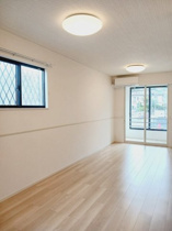 こちらのリビングで趣味の時間をお楽しみください