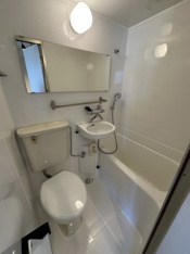 コンパクトで使いやすいお風呂です