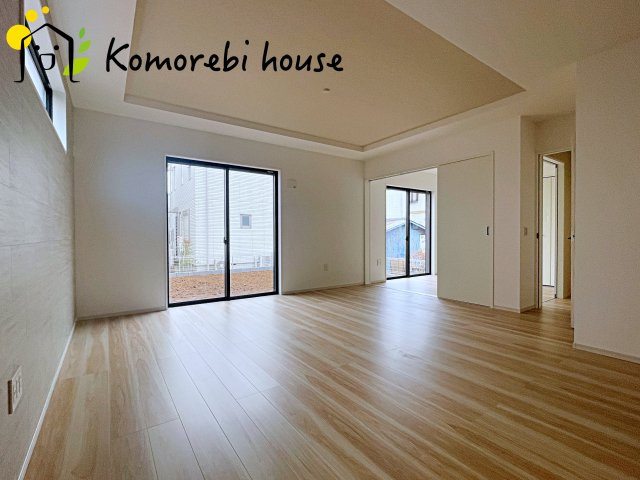 KIS白岡市小久喜　18期　新築一戸建て　リガーレ　01の居間・リビング|リビングです