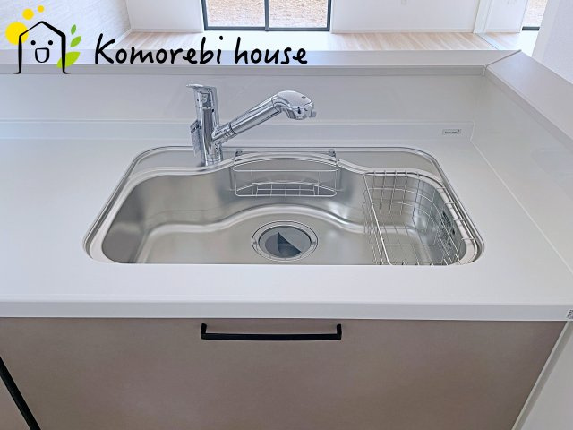 KIS白岡市小久喜　18期　新築一戸建て　リガーレ　01のキッチン|お料理しやすいキッチンです