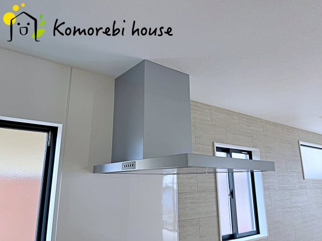 KIS白岡市小久喜　18期　新築一戸建て　リガーレ　01のキッチン|コンパクトなキッチンで掃除もラクラク