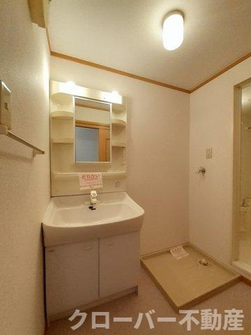 グリーン　ヒル　国分寺Ｂの洗面所