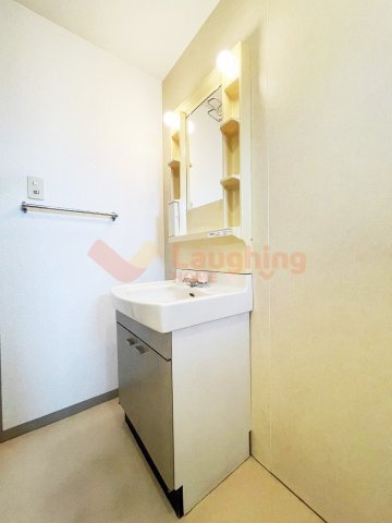 ハイカムール津福の独立洗面台|独立洗面台で身支度をすべて済ませてしまいましょう