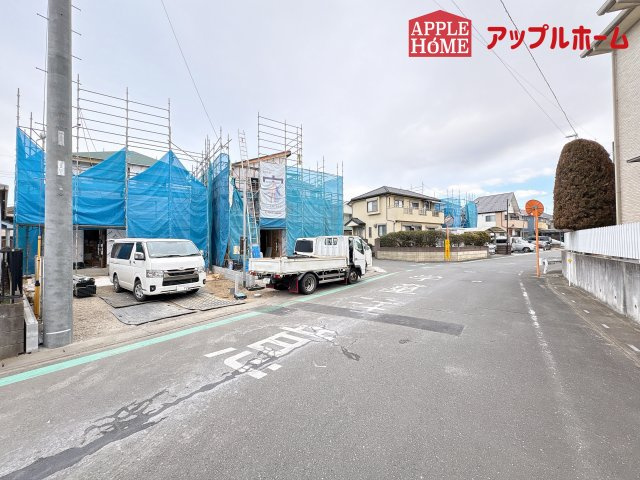 【新築住宅】坂戸市にっさい花みず木 11期 全5棟の前面道路含む現地写真