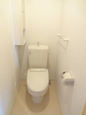 シャンダムールのトイレ|清潔感のあるトイレです