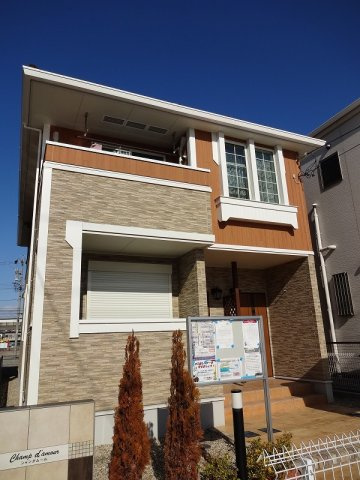 シャンダムールの外観|おしゃれな外観です