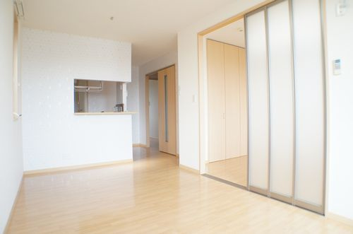 クールプレーヌAの居間・リビング