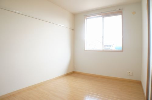 クールプレーヌAの洋室|南側洋室