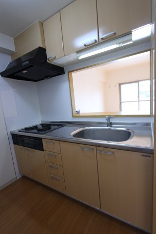 ヒルズ楠南のキッチン|きれいなキッチンです