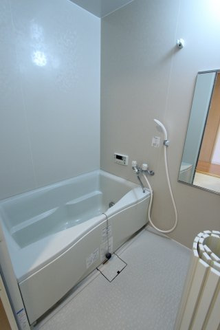 ヒルズ楠南の浴室|お風呂です