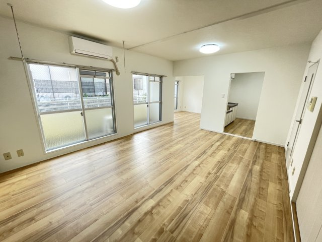 ボナールＴの居間・リビング